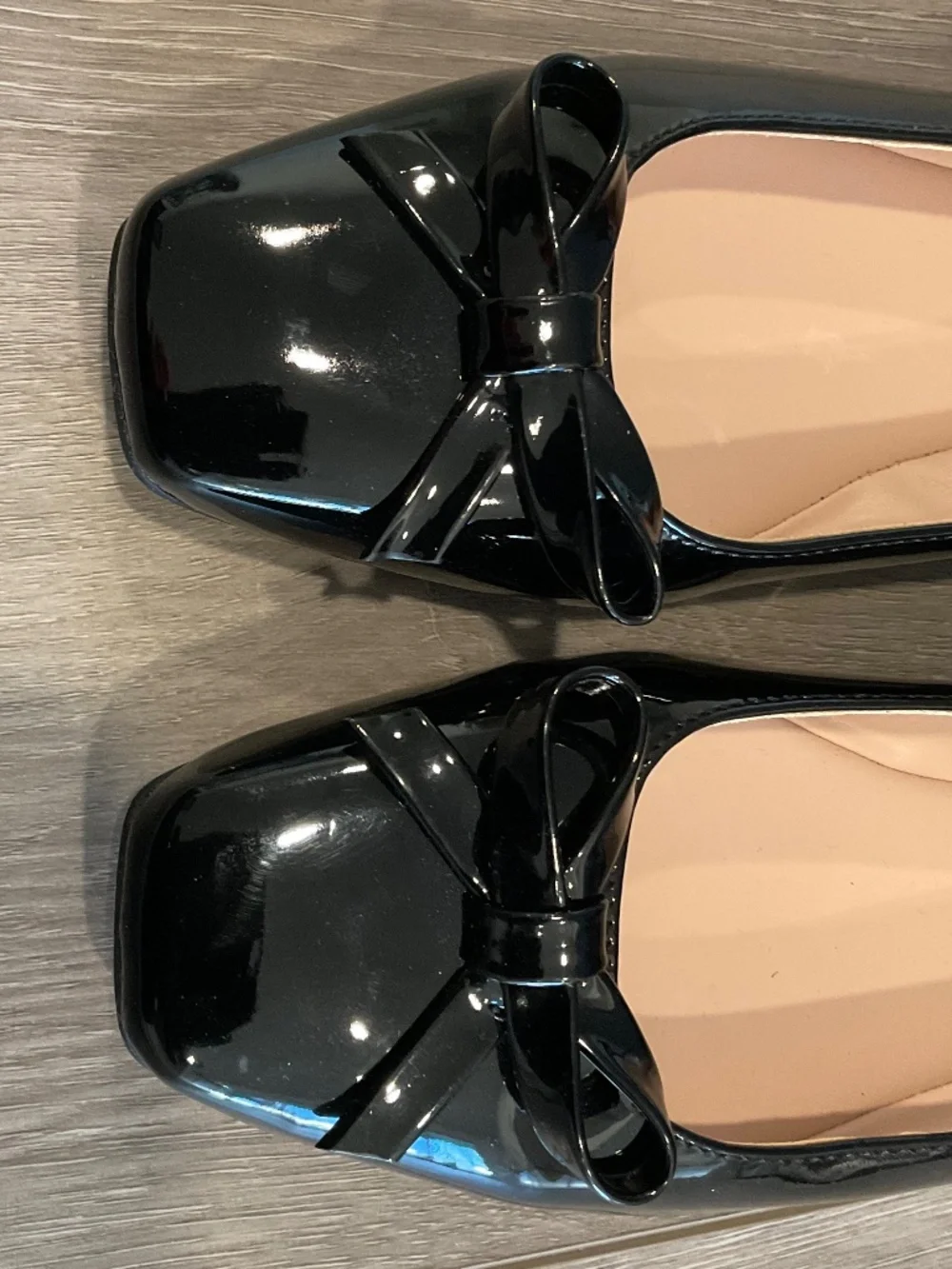 BANDOLINO Juletta  Flat Mary Jane’s in Black Patent Bow Accent Size 9 NEW